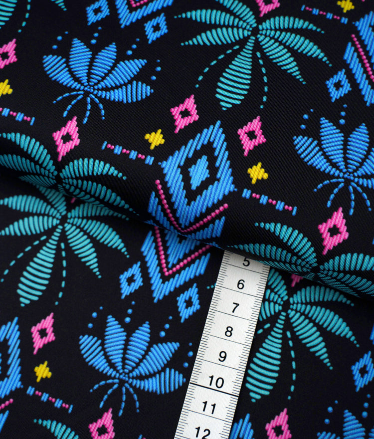 Performance - CANCUN SCHWARZ