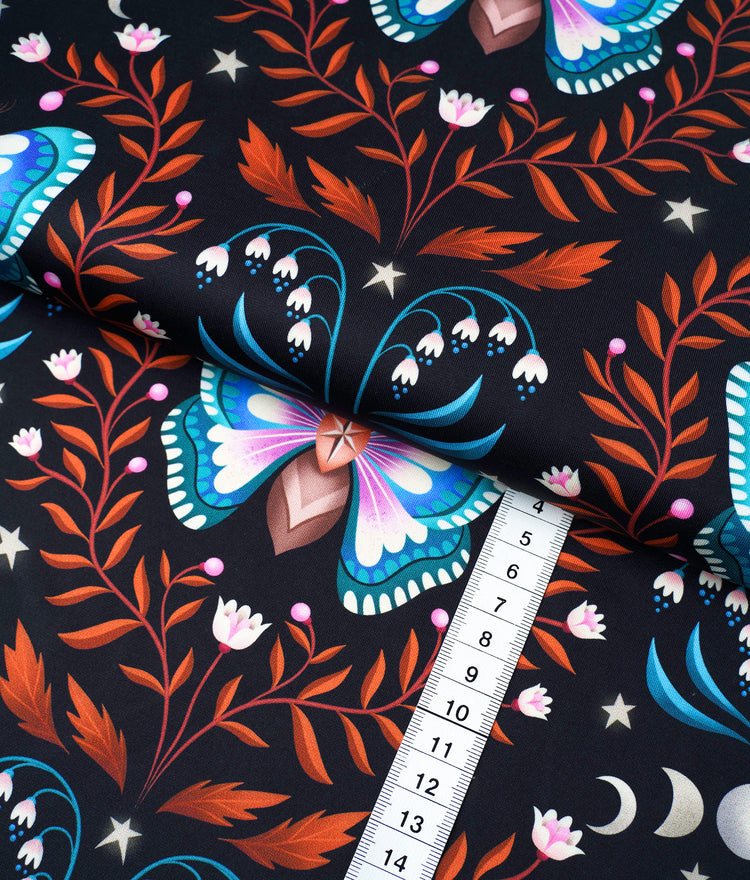 Performance - LUNA MOTH BLACK