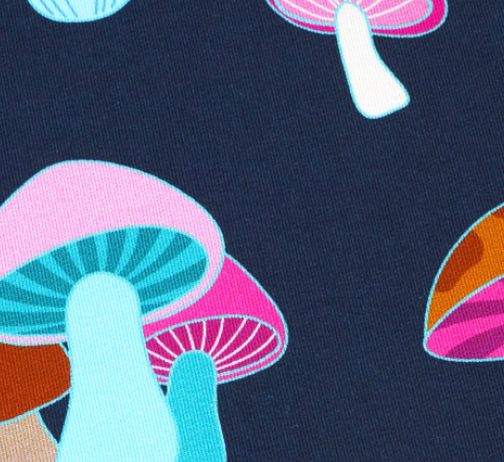 Hand on Heart - DREAM - Sweat