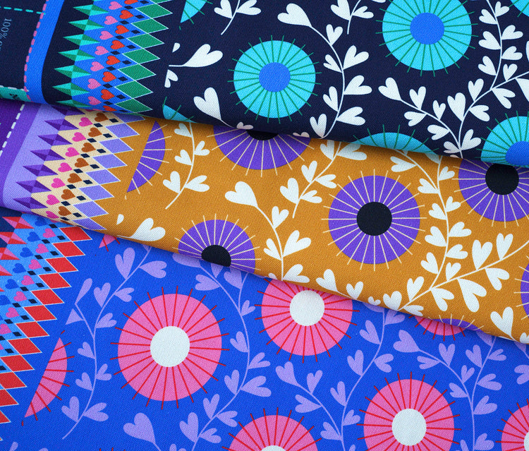 Queen of Hearts - COURT GARDEN - Sweat