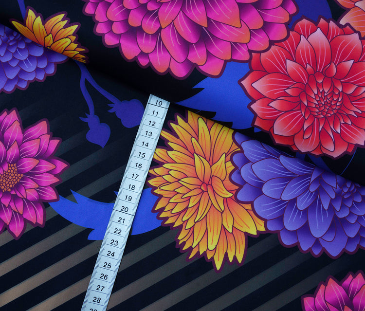 Performance - BIG DAHLIA