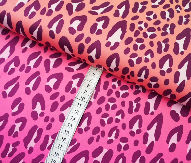 Performance - SAFARI PINK