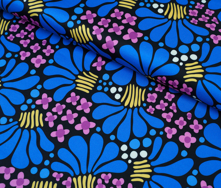 Performance - ZINNIA BLAU SCHWARZ