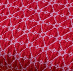 Queen of Hearts - CHERRY HEART KNIT